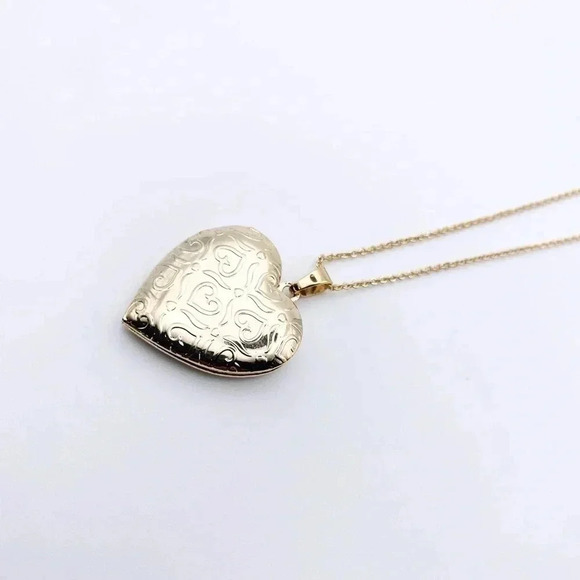 JCD Jewelry - DAINTY Heart Lock Necklace | Gold Plated | Gift for Mother |